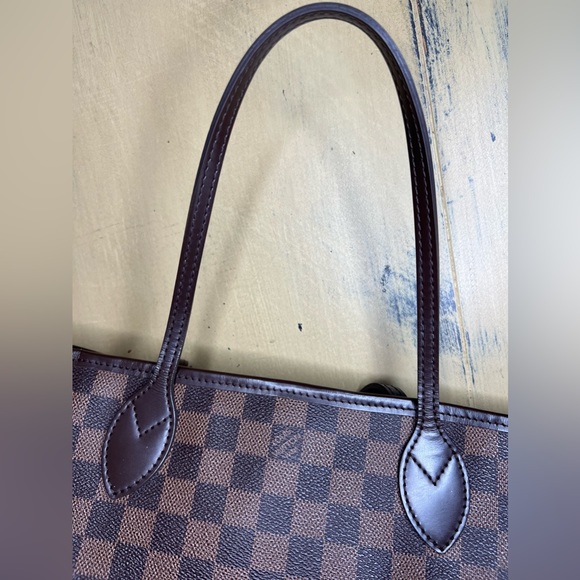 - Louis Vuitton Never-full - Picture 2 of 16
